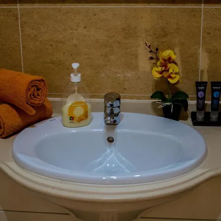 Apartment T1 Charme D'Oriente Lovely Piscina Privada Private Pool *